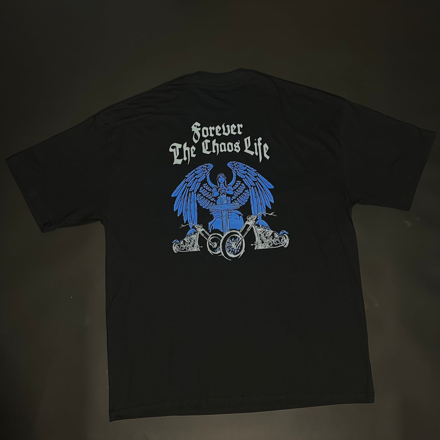 Remera oversize negra "Choos life"